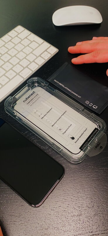 Cubenest Panzer Schutz Glas iPhone 15 Pro