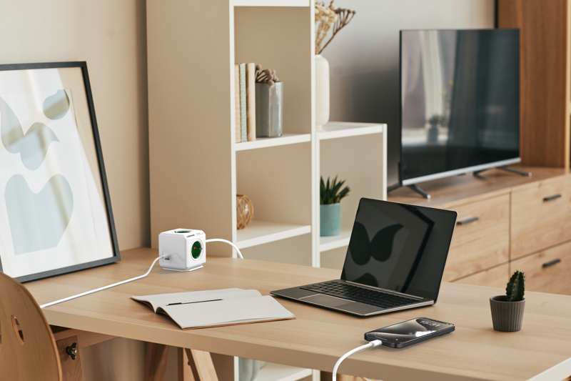Cubenest PowerCube Extended USB A+C PD 20 W Type F Grün